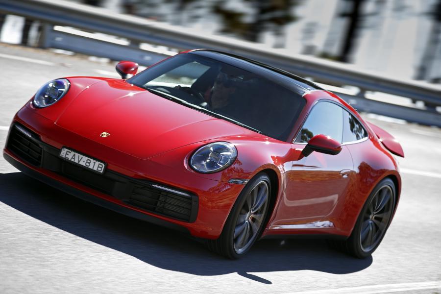  Porsche 911 Carrera S (992) 2019 года  (AU) (фото 11 из 40)